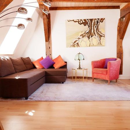 Apartment Zentral Im Herzen Der Altstadt Тюбинген Экстерьер фото
